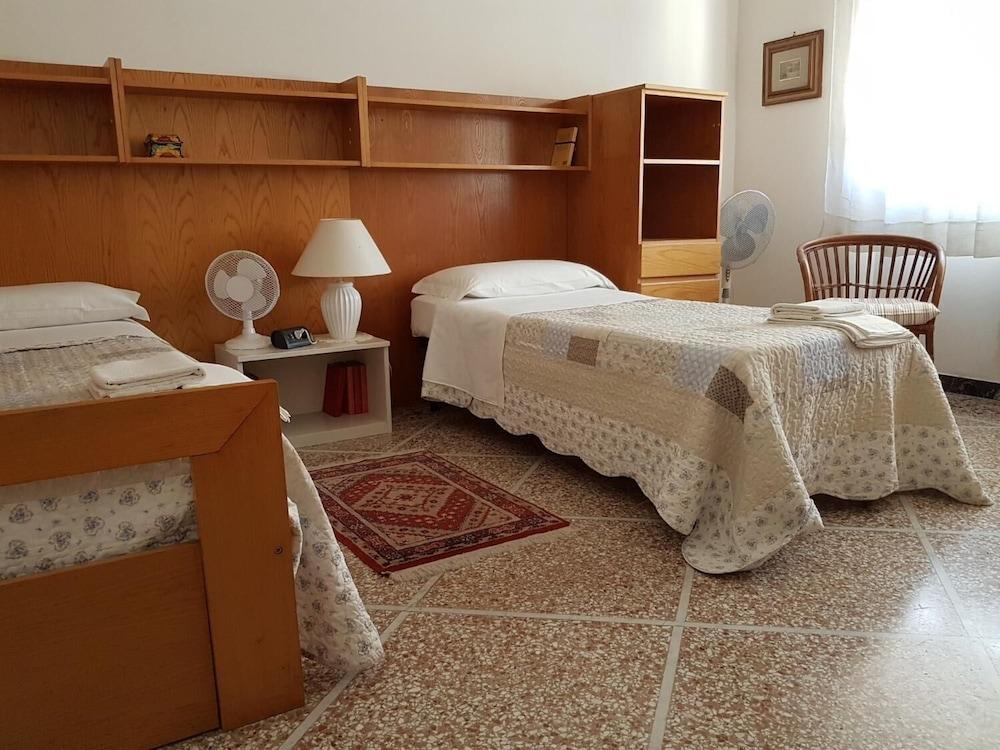 La Coccinella Guest House ピサ エクステリア 写真